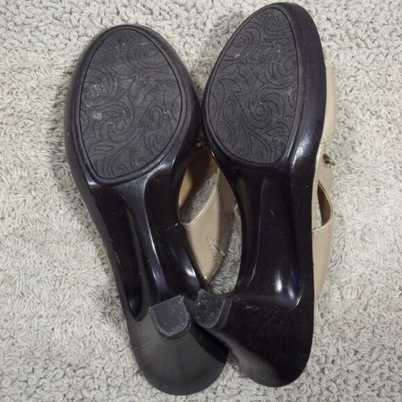 Croft & Barrow Sole (Sense) Ability Womens Sandals Size 8M Heels Beaded Tan - Picture 5 of 8